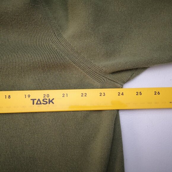 Tommy Hilfiger Men's Size Large Olive Green w/ Brown Straight Fit V-neck Sweater - Picture 5 of 7